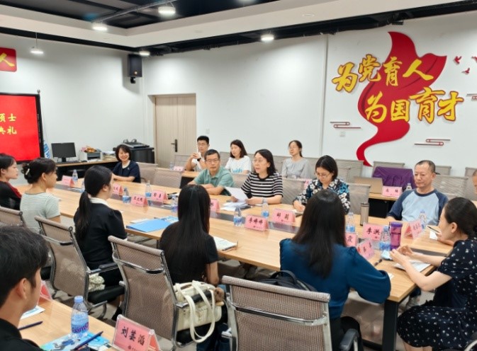 新闻教育2.jpg